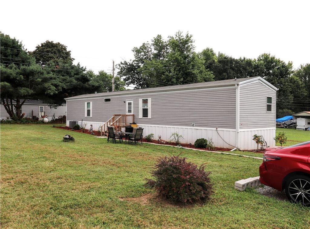 11515 Dundee Drive, Hillsboro, OH 45133
