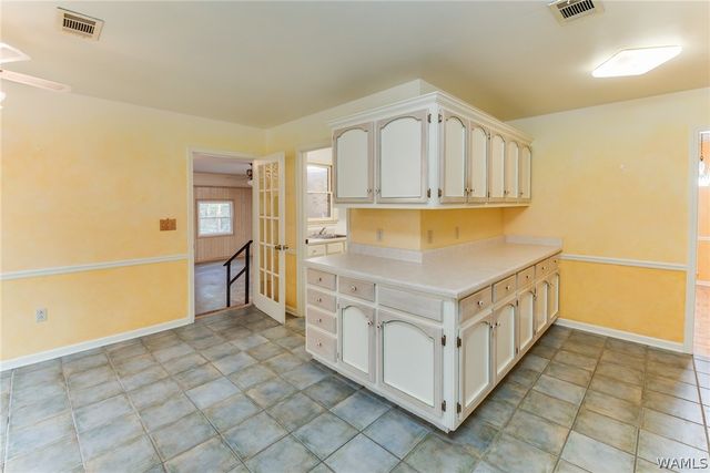 11947 Graceland, Northport, AL 35475