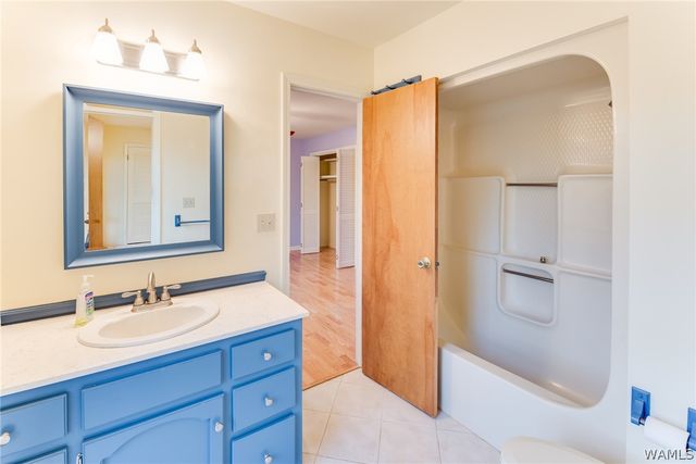 11947 Graceland, Northport, AL 35475