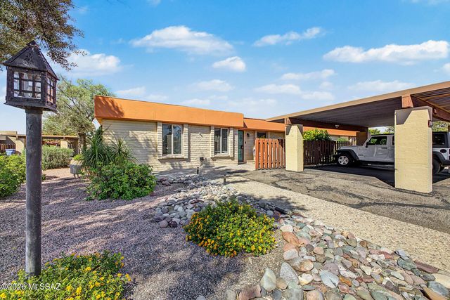 7812 E Kenyon Drive, Tucson, AZ 85710
