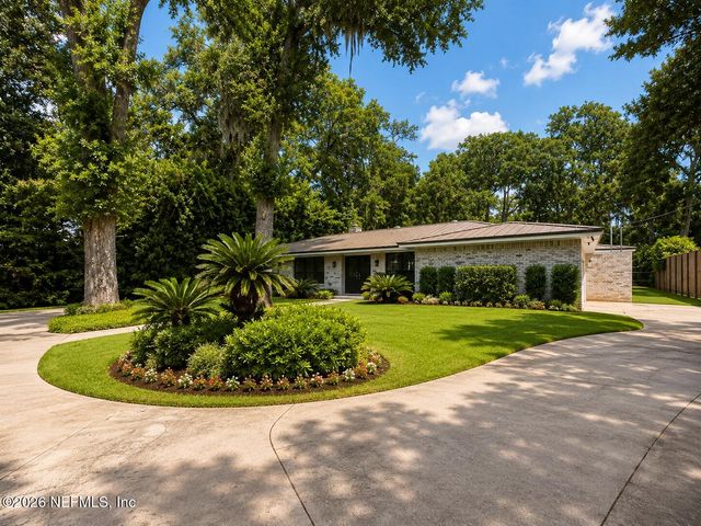 3008 FOREST Circle, Jacksonville, FL 32257