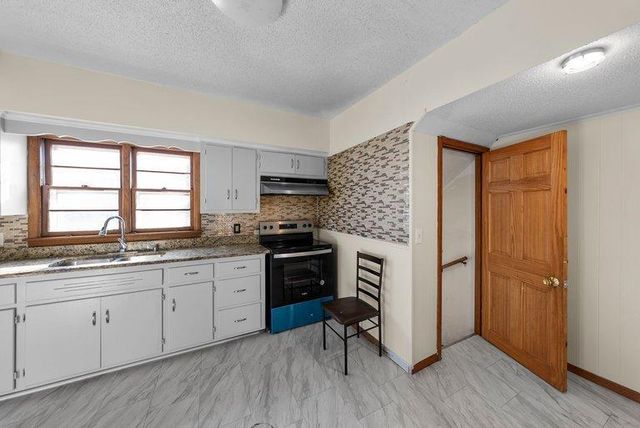1020 34th Avenue N, Minneapolis, MN 55412
