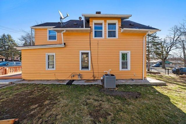 1020 34th Avenue N, Minneapolis, MN 55412
