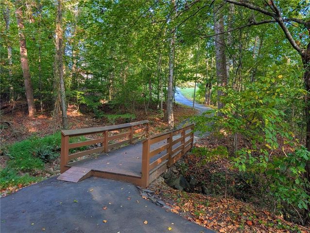 7451 Shady Glen Drive, Flowery Branch, GA 30542