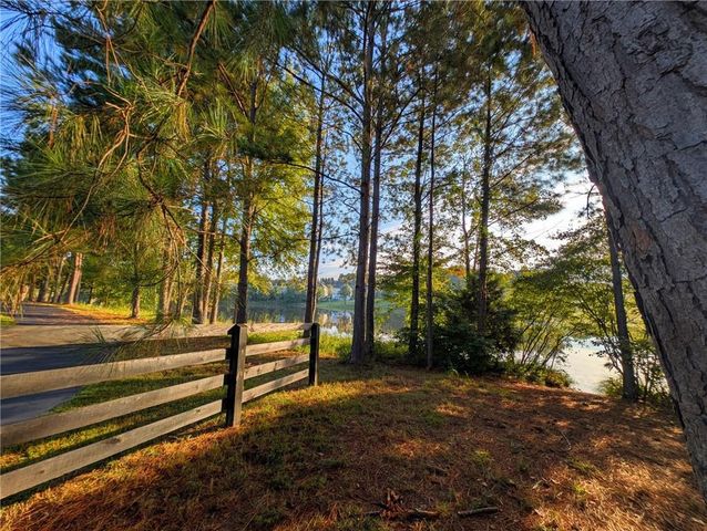 7451 Shady Glen Drive, Flowery Branch, GA 30542