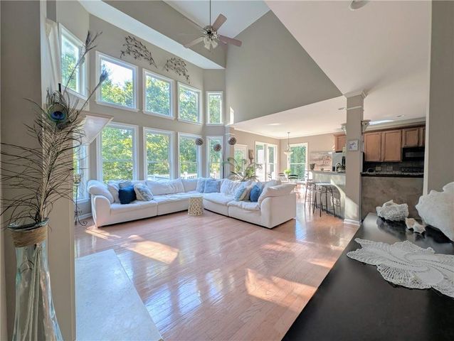 7451 Shady Glen Drive, Flowery Branch, GA 30542