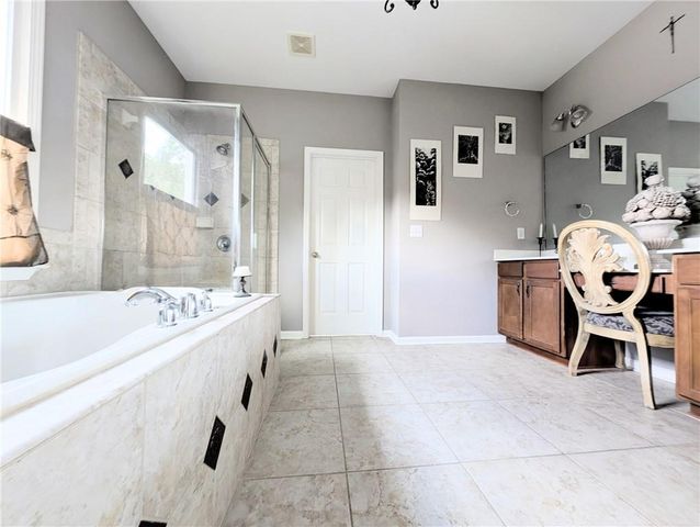 7451 Shady Glen Drive, Flowery Branch, GA 30542