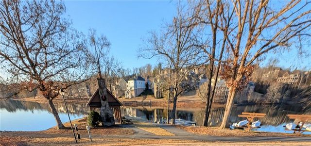 7451 Shady Glen Drive, Flowery Branch, GA 30542