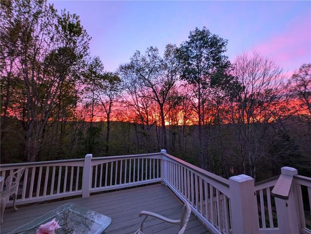 7451 Shady Glen Drive, Flowery Branch, GA 30542