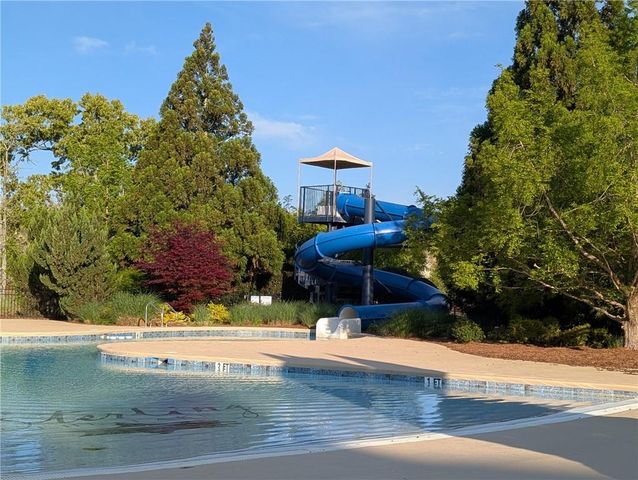 7451 Shady Glen Drive, Flowery Branch, GA 30542