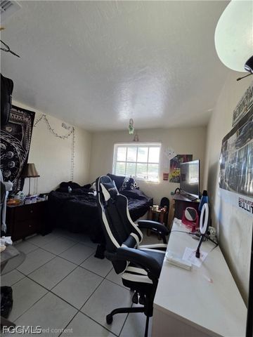 3704 Broadway 319, Fort Myers, FL 33901