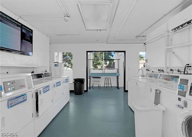 3704 Broadway 319, Fort Myers, FL 33901