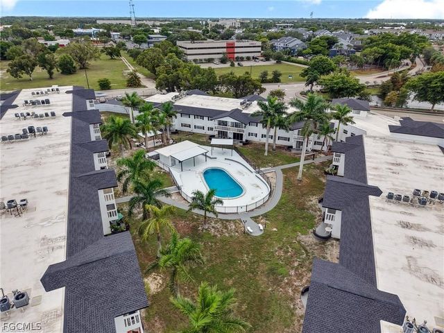 3704 Broadway 319, Fort Myers, FL 33901