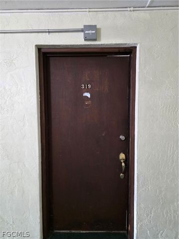 3704 Broadway 319, Fort Myers, FL 33901