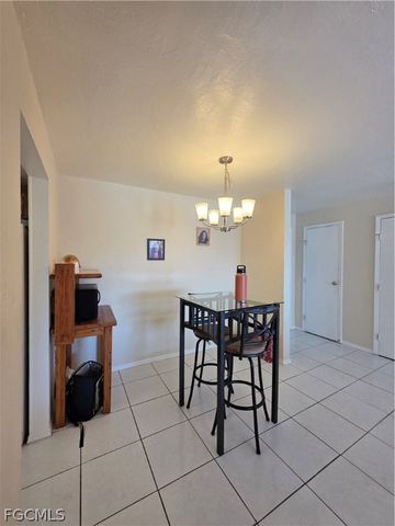 3704 Broadway 319, Fort Myers, FL 33901