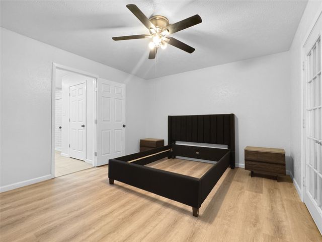 334 E Crossland Boulevard, Grand Prairie, TX 75052