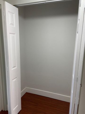 9370 Sunrise Lakes Blvd 105, Sunrise, FL 33322