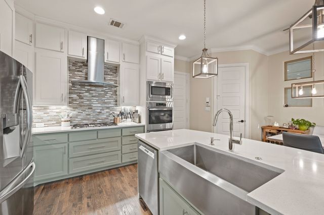 8254 Laflin Lane, Dallas, TX 75231