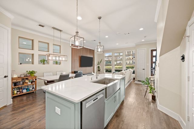 8254 Laflin Lane, Dallas, TX 75231