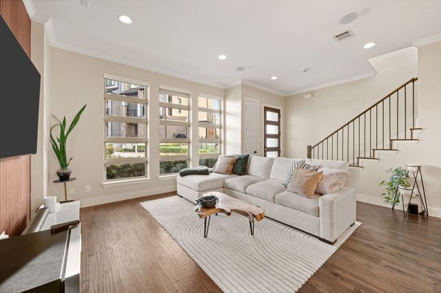 8254 Laflin Lane, Dallas, TX 75231