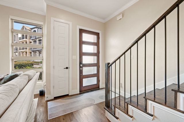 8254 Laflin Lane, Dallas, TX 75231