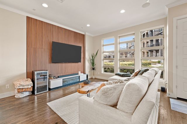 8254 Laflin Lane, Dallas, TX 75231