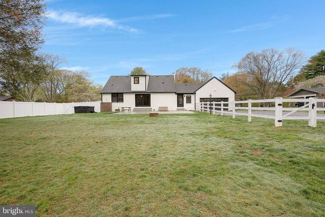 818 CEDARCROFT DR, Millersville, MD 21108