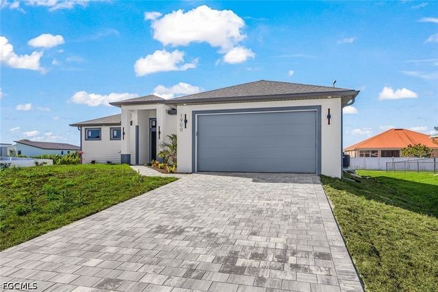 1901 Embers PKWY W, Cape Coral, FL 33993