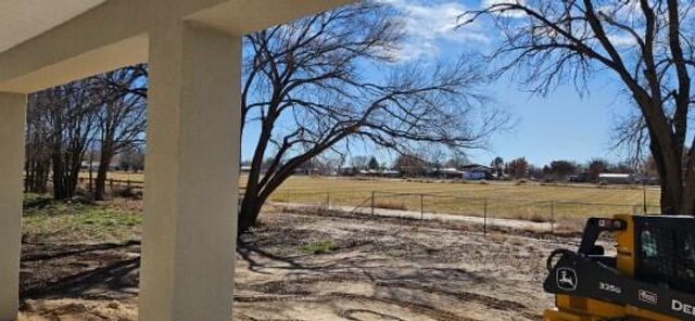 21 Menard Road, Los Lunas, NM 87031