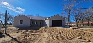 21 Menard Road, Los Lunas, NM 87031