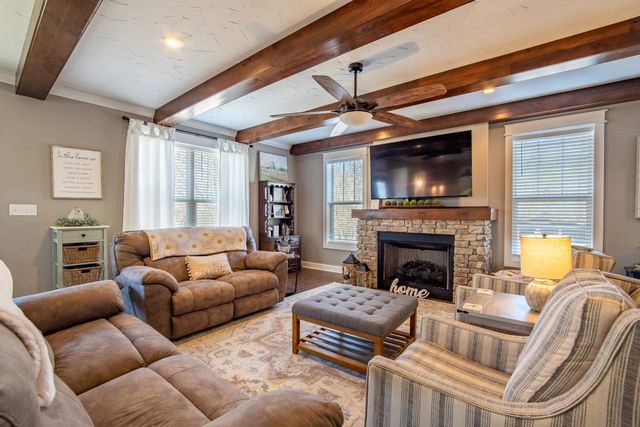 865 SYLVAN DR, Savannah, TN 38372