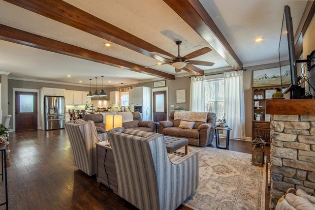 865 SYLVAN DR, Savannah, TN 38372