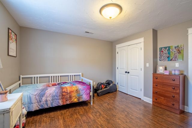 865 SYLVAN DR, Savannah, TN 38372