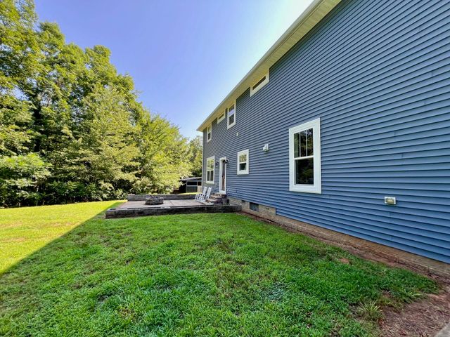 865 SYLVAN DR, Savannah, TN 38372