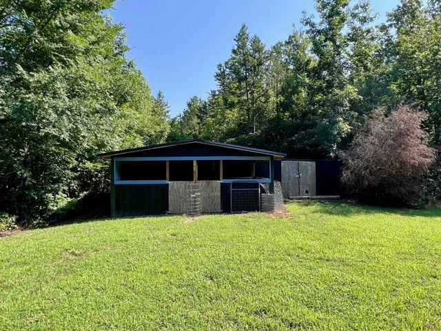 865 SYLVAN DR, Savannah, TN 38372