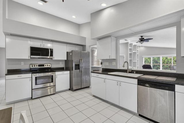 6064 Beaconwood Road, Lake Worth, FL 33467