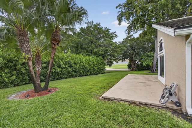 6064 Beaconwood Road, Lake Worth, FL 33467