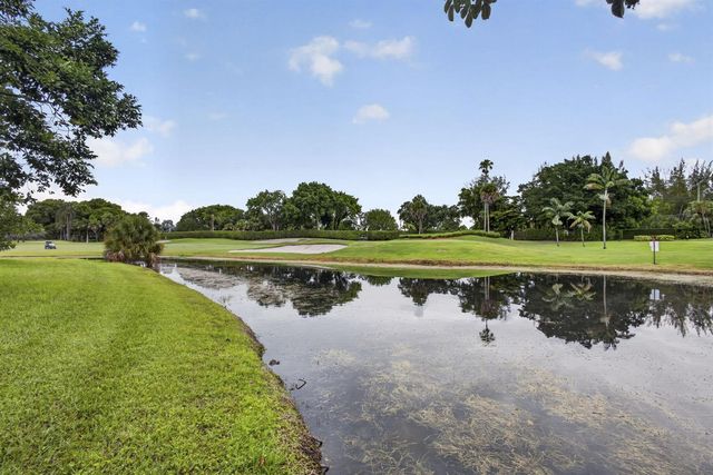 6064 Beaconwood Road, Lake Worth, FL 33467