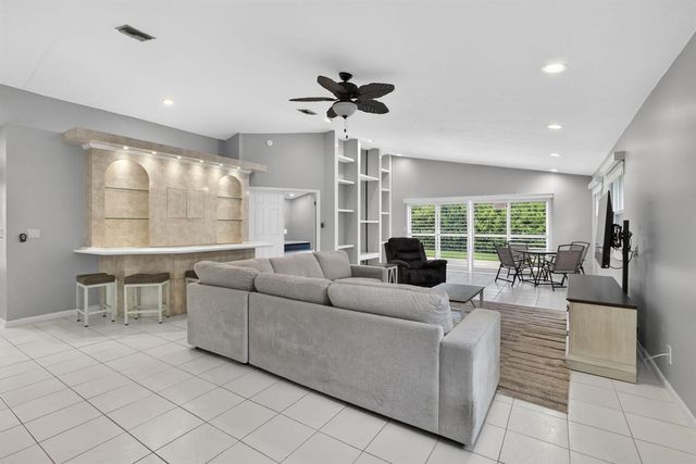 6064 Beaconwood Road, Lake Worth, FL 33467