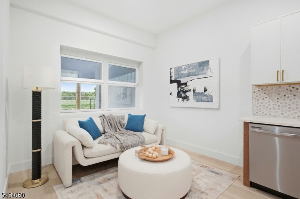647 S 10Th St, Newark City, NJ 07108 — photo 4