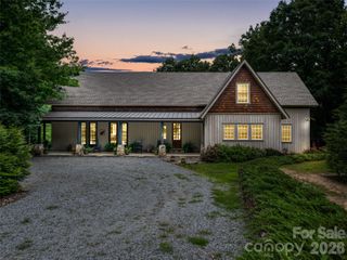 103 Old Saluda Drive 3A/3B, Saluda, NC 28773