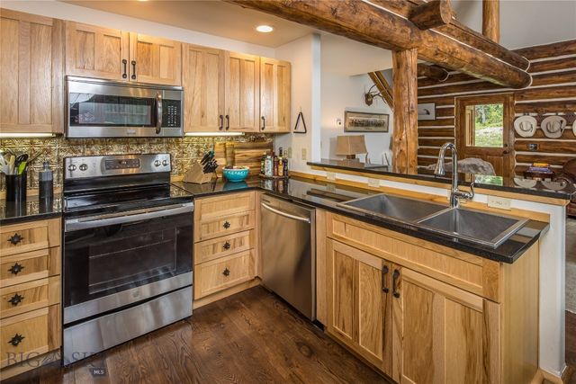 10 Rose Bud Loop, Big Sky, MT 59716