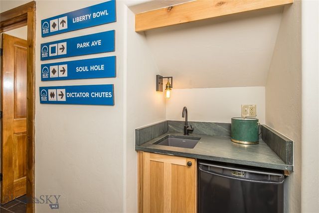 10 Rose Bud Loop, Big Sky, MT 59716