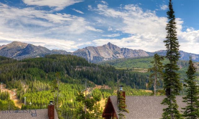 10 Rose Bud Loop, Big Sky, MT 59716