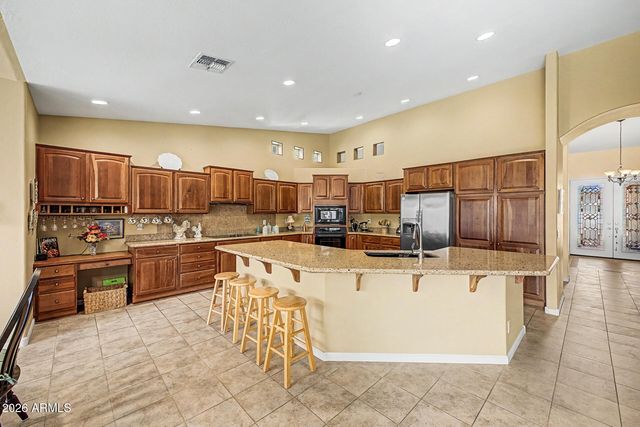 25102 S LAKEWAY Drive, Sun Lakes, AZ 85248