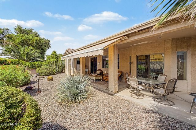 25102 S LAKEWAY Drive, Sun Lakes, AZ 85248