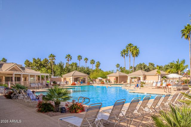 25102 S LAKEWAY Drive, Sun Lakes, AZ 85248