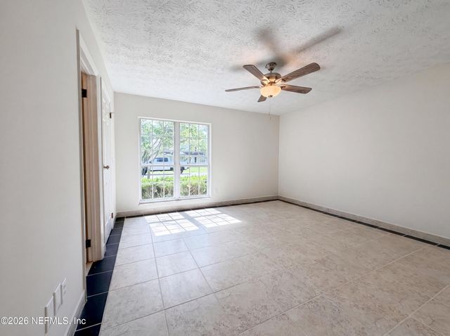 12555 AGATITE Road, Jacksonville, FL 32258