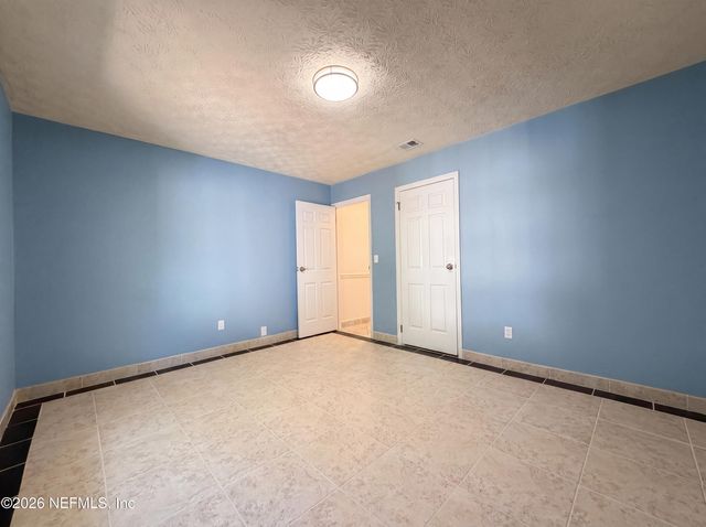 12555 AGATITE Road, Jacksonville, FL 32258