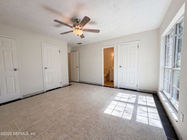 12555 AGATITE Road, Jacksonville, FL 32258